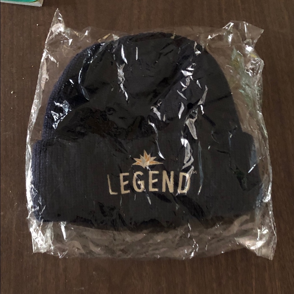 Legend Black Knit Beanie/ winter ski hat